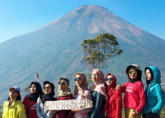 Suka Mendaki Gunung? Cobalah Trek Pendakian Gunung Butak Jawa Timur, View-nya Mantul!