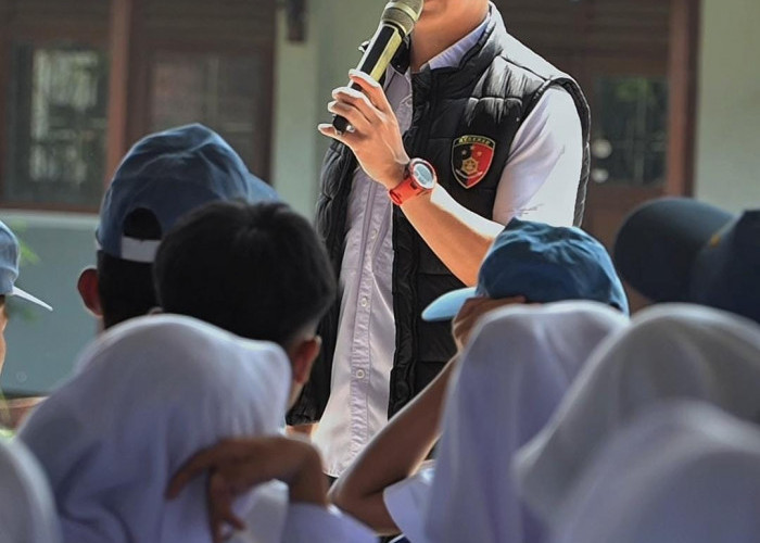 Pelajar SMAN 2 Lubuk Linggau Diberi Edukasi Bahaya Hoaks, Judi Online, dan Cyberbullying