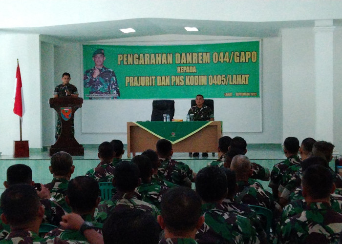Danrem 044/Gapo :  TNI Solid, Waspadai Pihak-pihak yang Mengadu