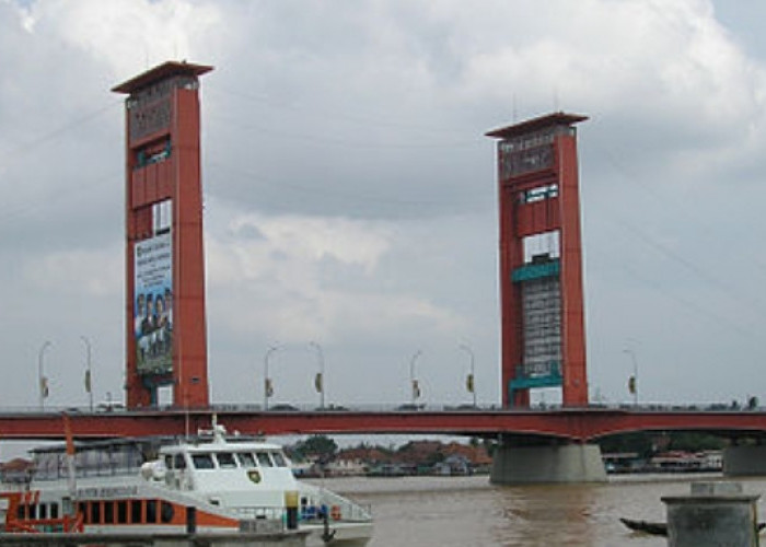 Jadi Ikon Kota Palembang, Jembatan Seberat 944 Ton Ini Dibangun dengan Modal Awal Rp30 Ribu