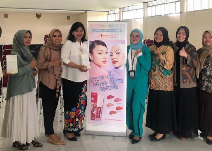 Wardah Bagikan Tips Make Up Glowing Hingga Edukasi Masalah Kulit kepada Ikatan Istri TNI AU
