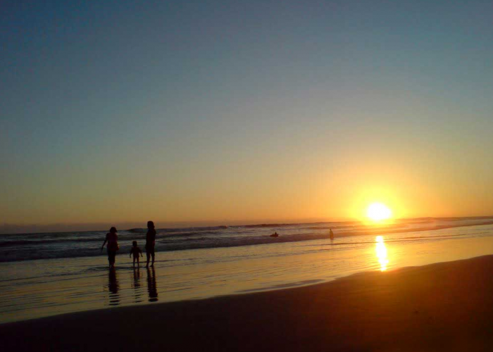 Pantai Terpanjang di Indonesia Ternyata Ada di Bengkulu, Tempat Menikmati Sunset yang Indah 