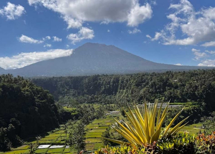 Yuk! Berwisata ke Gunung Agung, Serpihan Surga di Timur Bali