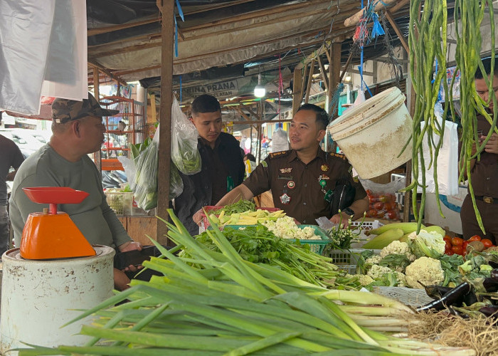 Pantau Pasar Inpres, Kejari Lubuk Linggau Temukan Mayoritas Harga Bahan Pokok Stabil
