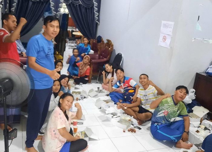 Ketua KONI OKI Sambangi Penginapan Atlet, Beri Semangat Sebelum Bertanding