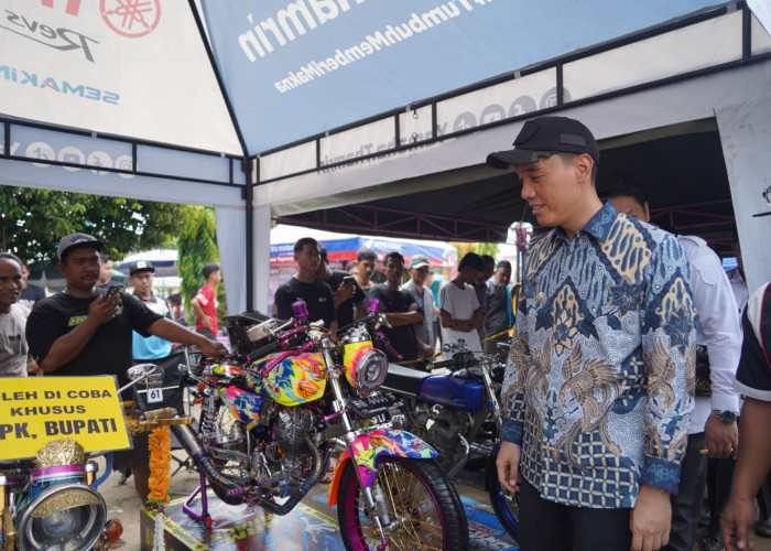 Bupati Muchendi Hadirkan Lentera Desa di Lempuing, Warga Antusias Mengakses Layanan