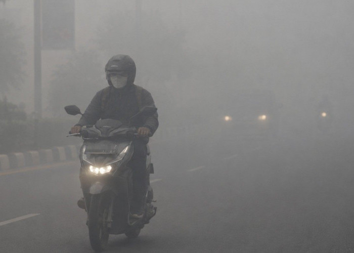 Kabut Asap Pekat Selimuti Palembang, Pengendara Wajib Waspada! Ini 9 Tips Aman di Jalan