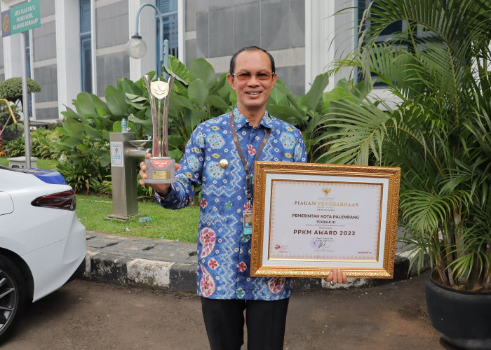 Pemkot Palembang Terima Penghargaan PPKM Award 2023