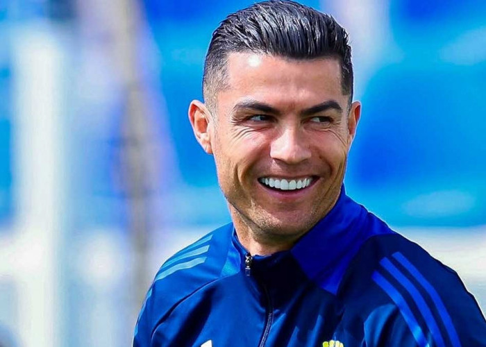 Ronaldo Batal Ke Indonesia? Jet Pribadinya Masih Anteng di Manchester 