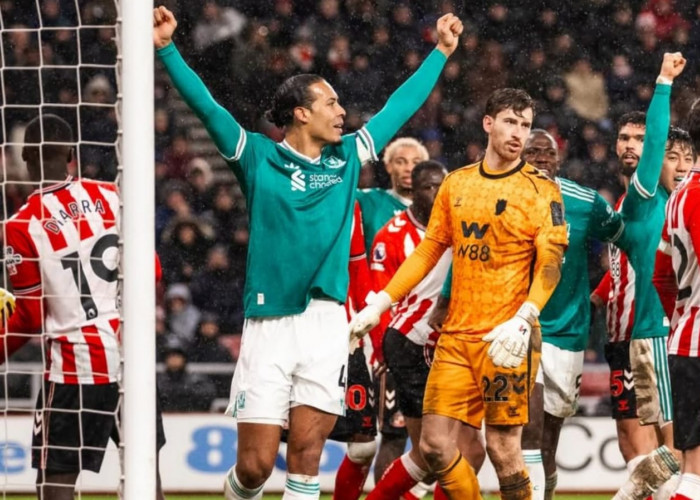 Sunderland 0-1 Liverpool: Van Dijk Patahkan Rekor Tak Terkalahkan Tuan Rumah di Stadion of Light