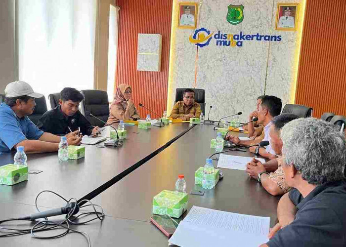 Disnakertrans Muba Turun Tangan! Kawal Hak LU.2 Warga Transmigrasi Desa Tenggulang Jaya SP.3