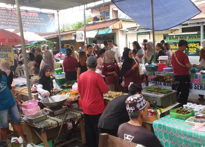 Antusiasme Tinggi, Pasar Beduk di Pasar Pemiri Lubuklinggau Dipadati Pemburu Takjil