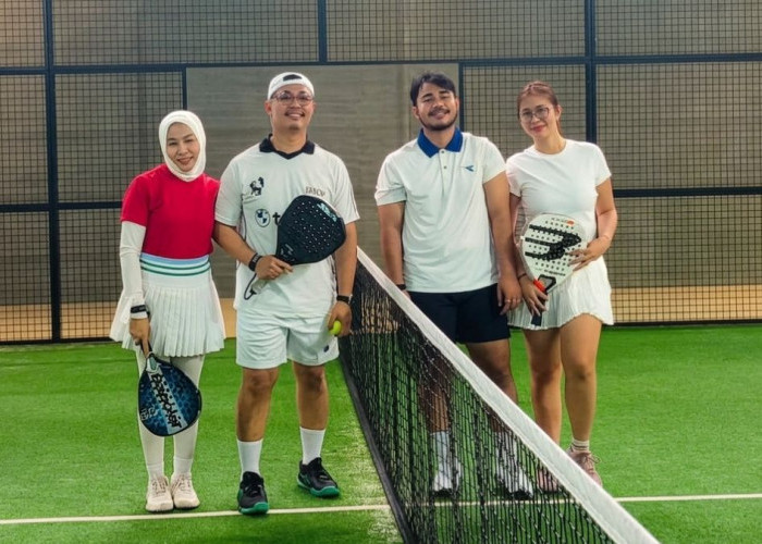 Saling Kejar Poin dan Adu Gaya Kostum, Turnamen Palembang Padel Merdeka Style Berlangsung Seru!
