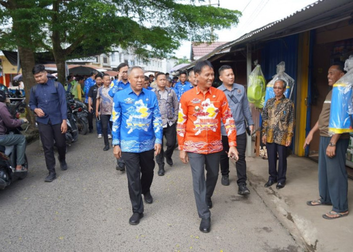 Jelang Nataru, Pj Bupati OKI Pantau Stabilitas Harga dan Gelar Pasar Murah