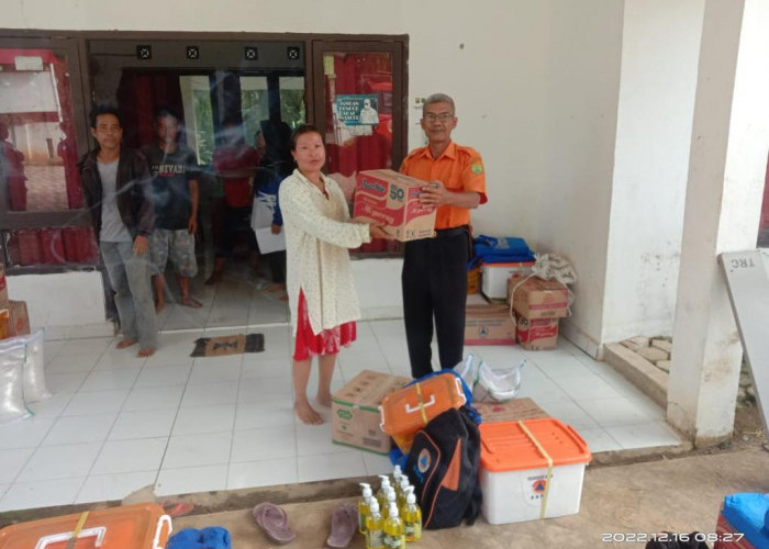 Pemkab Musi Banyuasin Distribusikan Bantuan Korban Kebakaran Desa Talang Leban