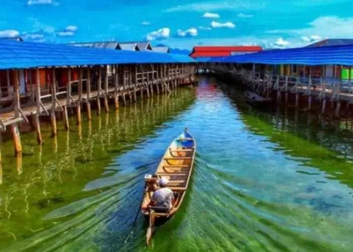 Desa Unik di Kalimantan Timur, Kehidupan Warganya Selalu Diatas Air, Ternyata Ini Alasannya!