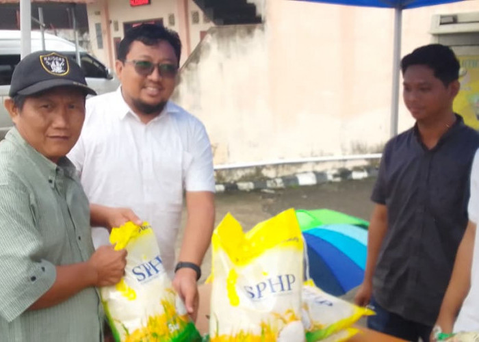 Antusiasme Tinggi, 1,5 Ton Beras Bulog Ludes Kurang dari Dua Jam di Lubuklinggau
