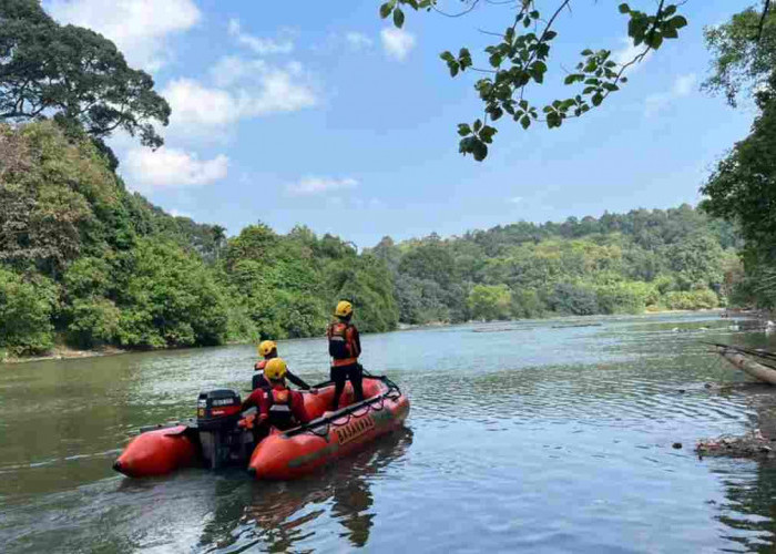 Mandi Bersama Teman Berujung Tragis, Bocah 12 Tahun Tenggelam dan Hilang di Sungai Enim