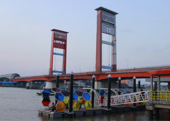 Menyimpan Banyak Cerita, Begini Sejarah Berdirinya Jembatan Terpopuler di Palembang
