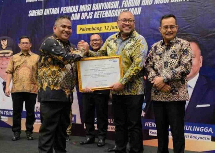 Pertama di Sumsel, Disnakertrans Muba Dinobatkan sebagai Pelopor Perlindungan Pekerja Rentan