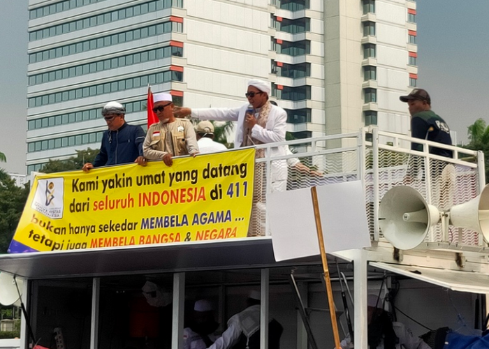 Massa Demo Hari Ini Baca Rathib Al-Haddad