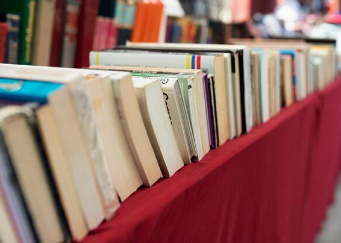 7 Toko Buku di Palembang dengan Koleksi Paling Lengkap, Mulai dari Buku Sekolah hingga Fiksi