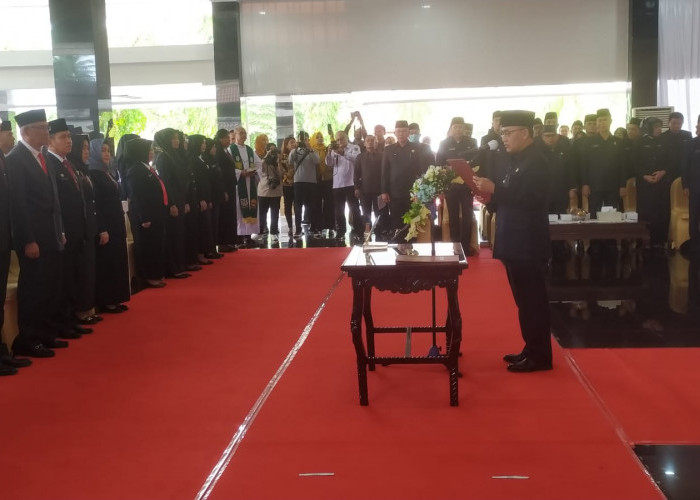 Usai Bacakan SK Pelantikan Pejabat, Pj Bupati Muba Curhat: Saya Sering Dilaporkan ke Pusat