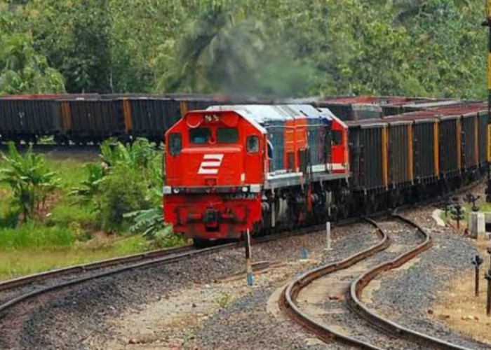 Jalur Kereta Selesai Diperbaiki, Angkutan Batubara Normal Kembali