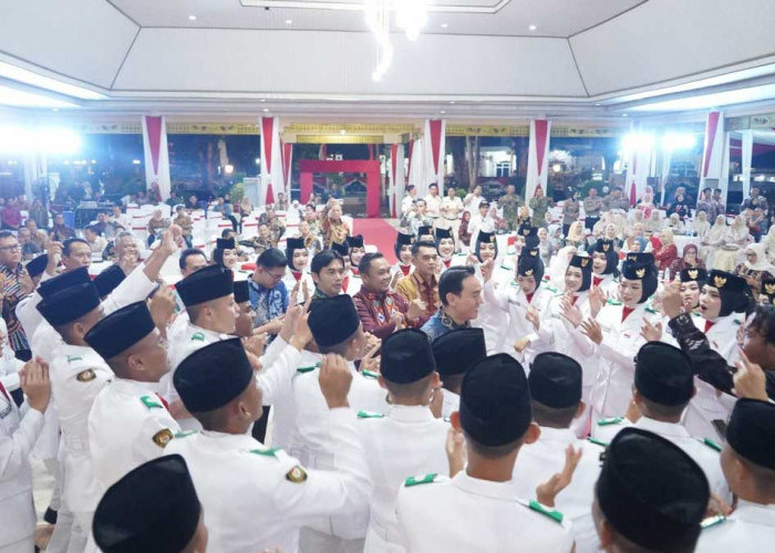 Sukses Kibarkan Sang Merah Putih, Bupati OKI H Muchendi Mahzareki Apresiasi Kerja Keras Paskibraka 2026