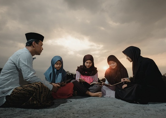 UNIK! Bayar Biaya Sekolah Alam di Banyuwangi Cukup Pakai Sayur-Sayuran