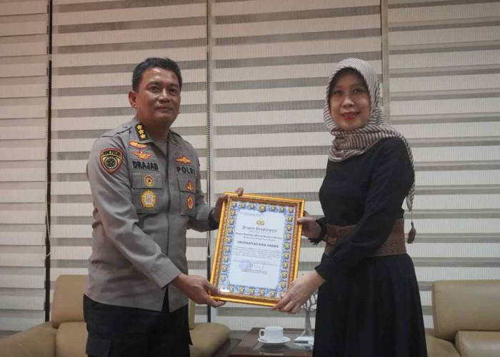 Atas Kontribusi Ini, Polda Sumsel Berikan Penghargaan kepada Universitas Bina Darma Palembang