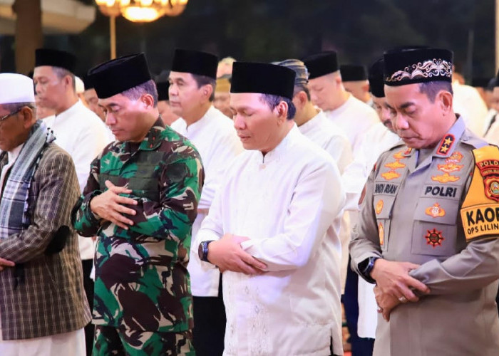 Gelar Doa Bersama Pj Gubernur Gelar Sholat dan Doa Bersama Dipergantian Tahun 2024