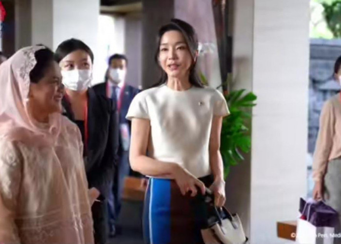 Salfok dengan Paras Istri Presiden Korea Selatan, Netizen : Muda Banget Kaya' Umur 20an