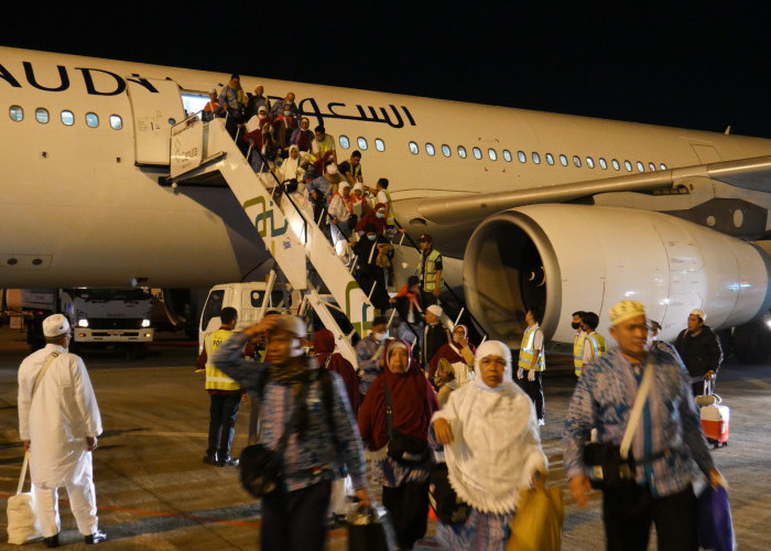 Jemaah Haji Kloter 2 Palembang tiba di Bandara SMB II, Satu Jemaah Masih Dirawat di Mekkah