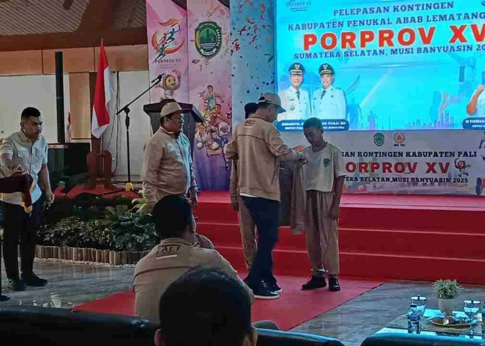 Bupati PALI Lepas Kontingen ke Porprov Sumsel 2025, Janjikan Bonus Pribadi Rp100 Juta