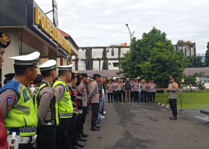 Kapolres Lubuk Linggau Ambil Alih Komando Lapangan, Pastikan Libur Tahun Baru 2026 Aman