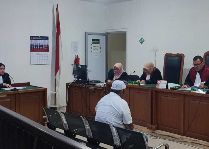 Sidang Dugaan Korupsi Dana Desa Rp418 Juta, Oknum Kades Sebokor Ajukan Perlawanan