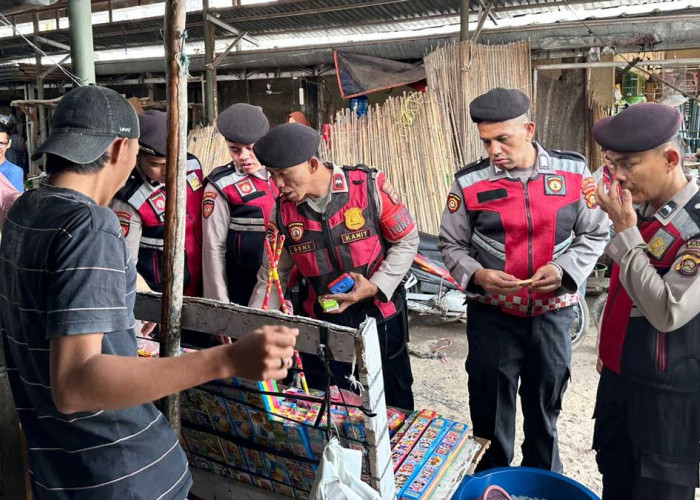 Pasar Ogan Ilir Dirazia: Petasan Cabe Disita, Pedagang Diminta Buat Surat Pernyataan