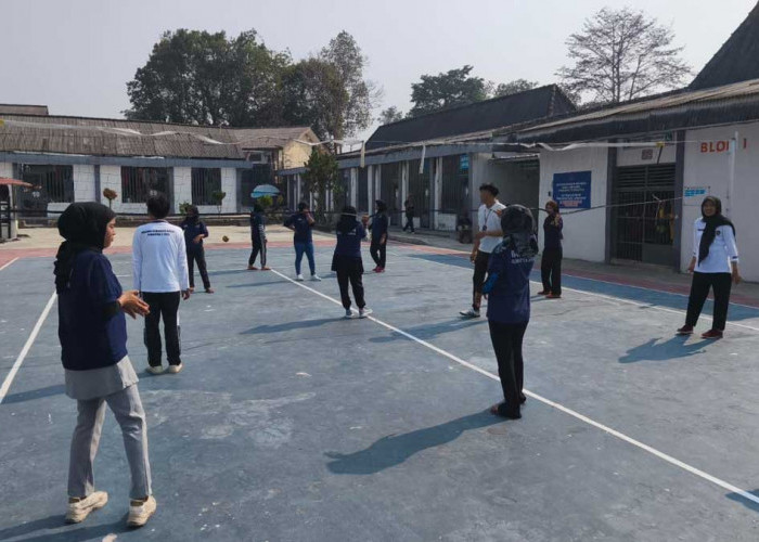 Warga Binaan Rutan Baturaja Gelar Olahraga Bersama Peserta Magang Kemnaker