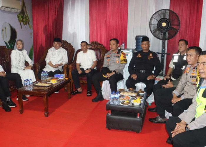 Siaga Lebaran! Kapolres Lahat Bersama Forkopimda Ikuti Zoom Meeting Arahan Kapolri di Pos Yan