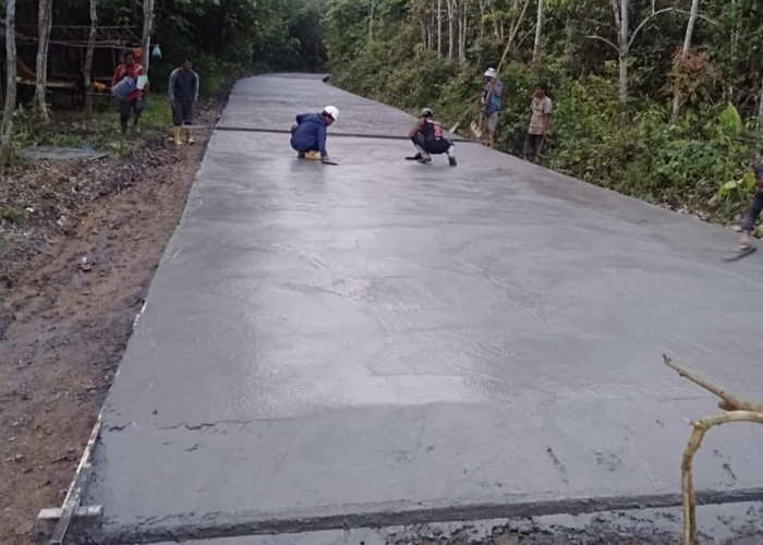 PT HKI Kembali Perbaiki Jalan Talang Batu Sepanjang 6 Km, Dulu Rusak Sekarang Kembali Mulus 