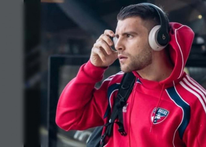 Here We Go! Kiper Timnas Indonesia Maarten Paes Dikabarkan Deal dengan Ajax Amsterdam