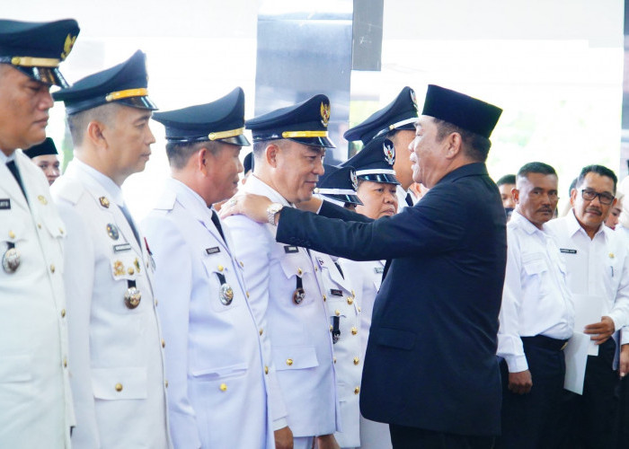 Bupati Muba Mutasi Ratusan Pejabat Esselon 3 dan 4 di Akhir Tahun 2025, Ada Kepsek Jadi Camat