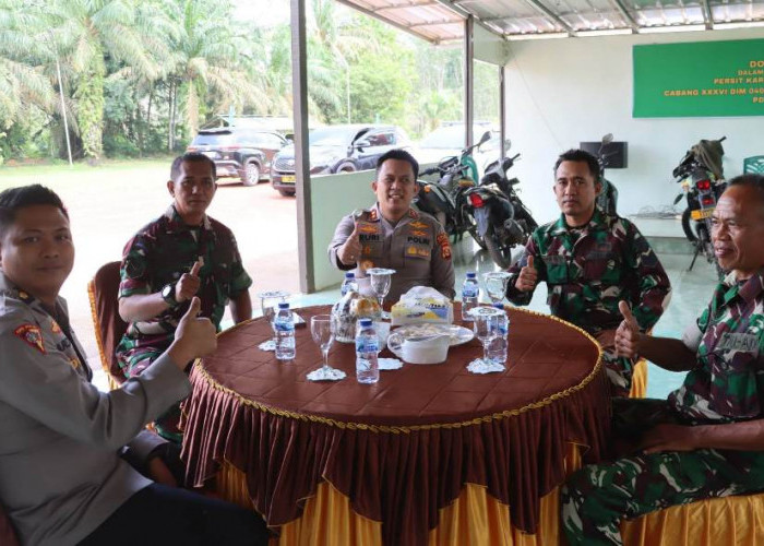 Kapolres Muba Sambangi Koramil Sungai Lilin Usai dari Mapolsek