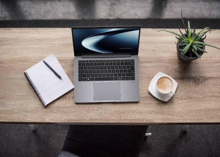 Jagonya Laptop AI Bisnis Super Kencang! ASUS ExpertBook P5 G2 Meluncur Berotak Intel Core Ultra Series 3