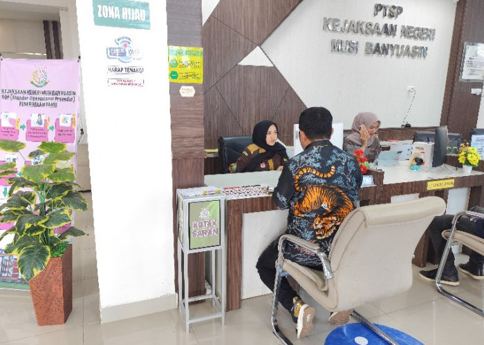 Diduga Ada Penyimpangan Kewenangan, Kades Pinang Banjar Dilaporkan ke Kejari Muba