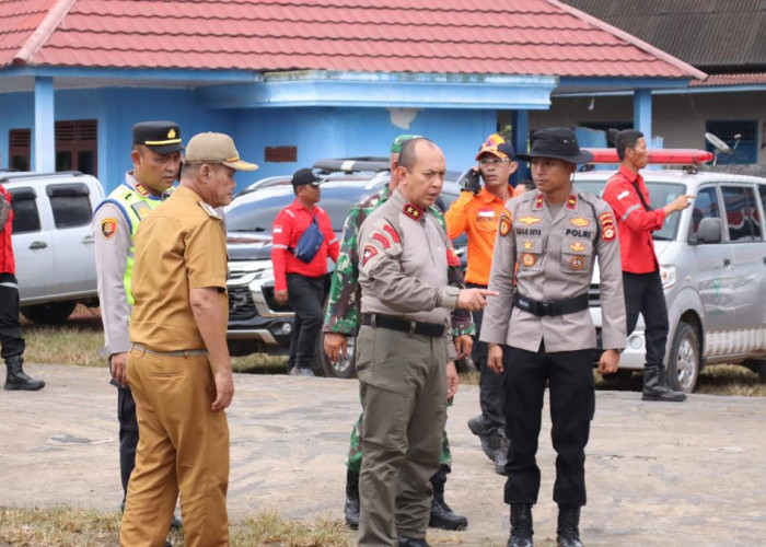 Kunjungi Tulung Selapan OKI, Ini Arahan Kapolda Sumsel Terkait Karhutla