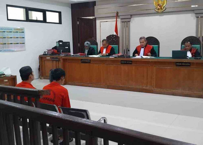 Angkut 10 Ribu Liter Minyak Sulingan ke Lampung, 2 Sopir Truk Divonis 15 Bulan Penjara