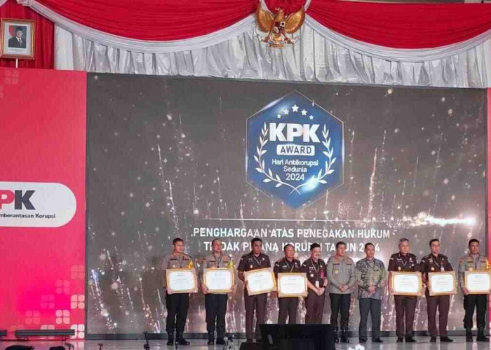 Hakordia 2024, Kejati Sumsel dan Kejari Palembang Raih Penghargaan KPK 