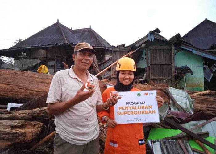 Rumah Zakat Respon Cepat Banjir Bandang Lahat, Salurkan Superqurban dan PMT